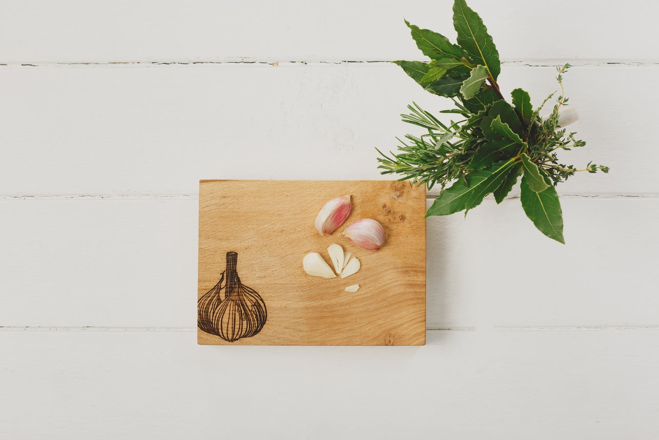 Garlic Oak Chopping Board