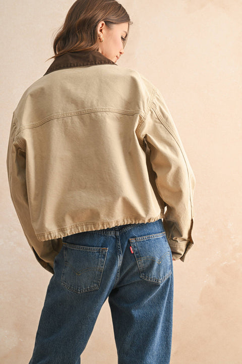COLLAR CONTRASTED UTILITY JACKET