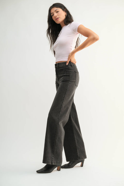 The Mia Mini Pocket Jean
