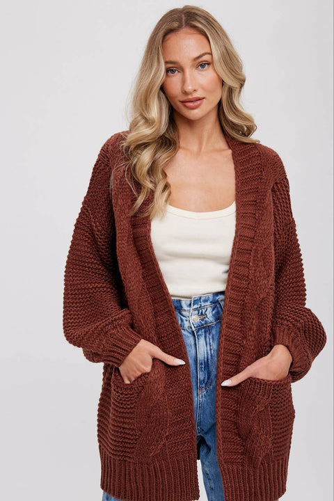 CHUNKY CABLE CARDIGAN