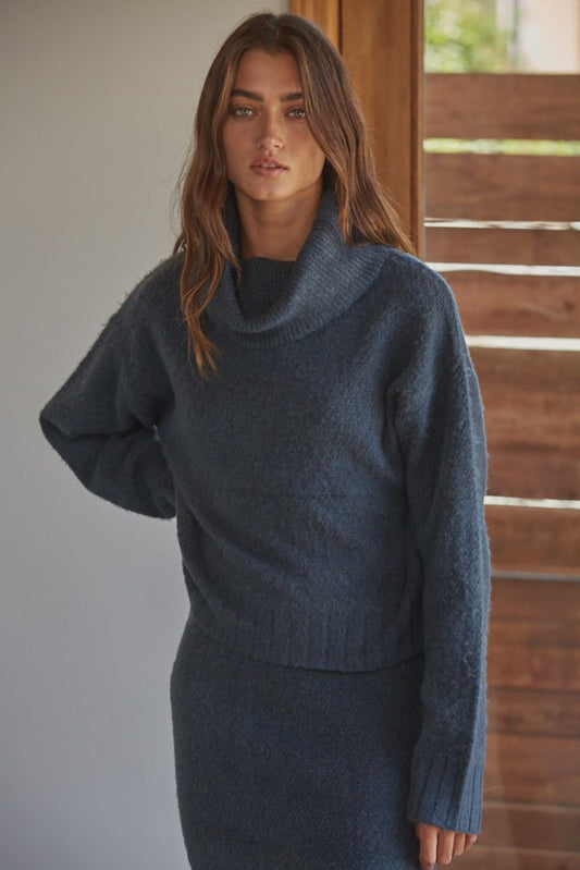 THE CADENCE PULLOVER